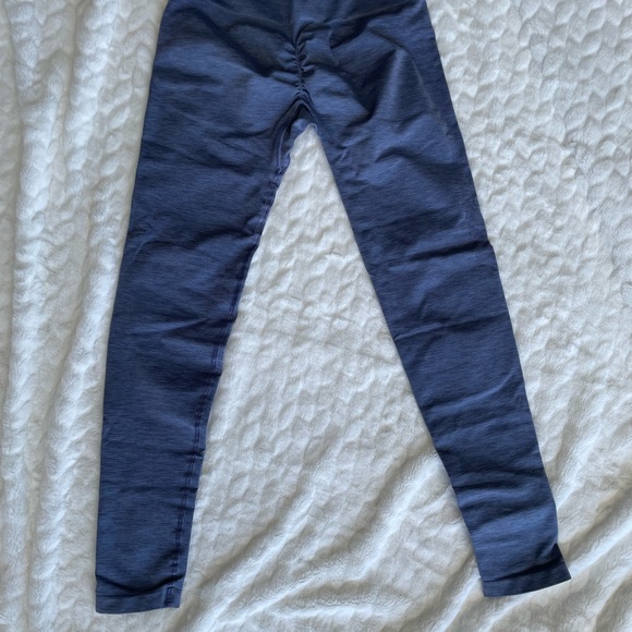 Alphalete Athletics - Picture 5 of 5